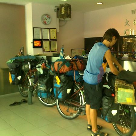 City Star Hotel Kulai Buitenkant foto