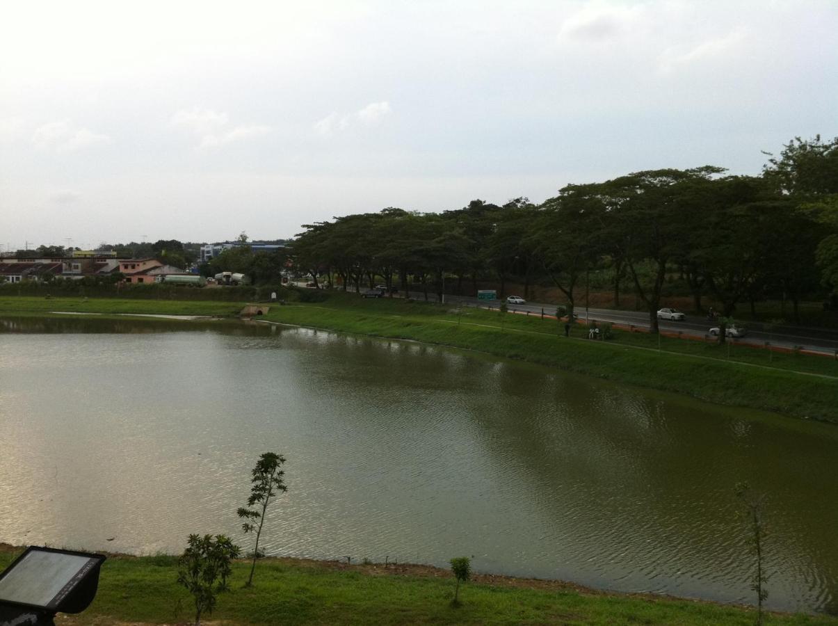 City Star Hotel Kulai Buitenkant foto