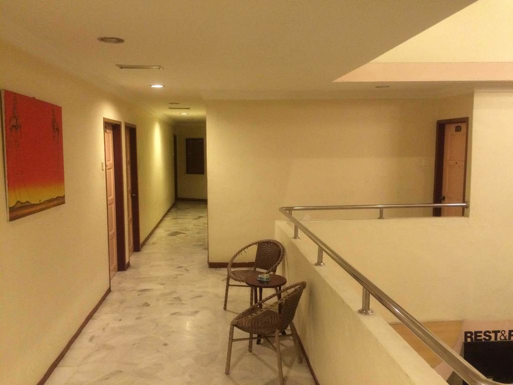 City Star Hotel Kulai Buitenkant foto