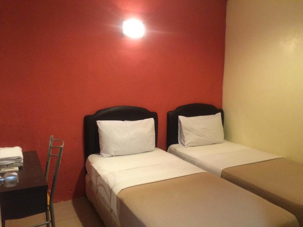 City Star Hotel Kulai Buitenkant foto