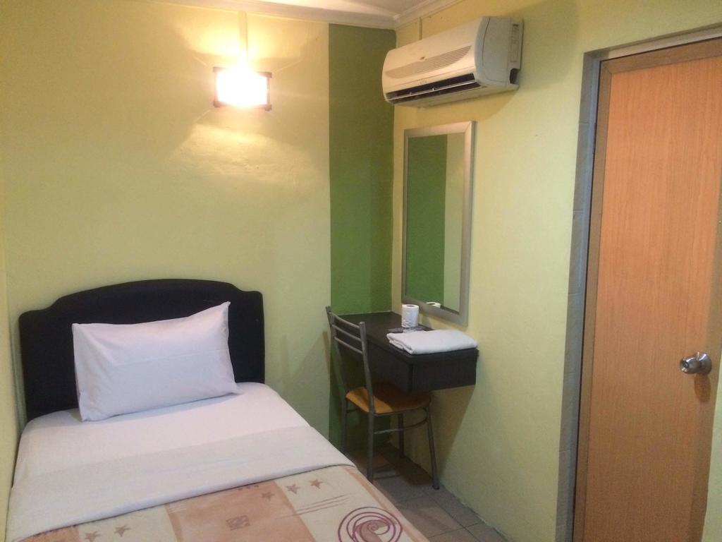 City Star Hotel Kulai Kamer foto