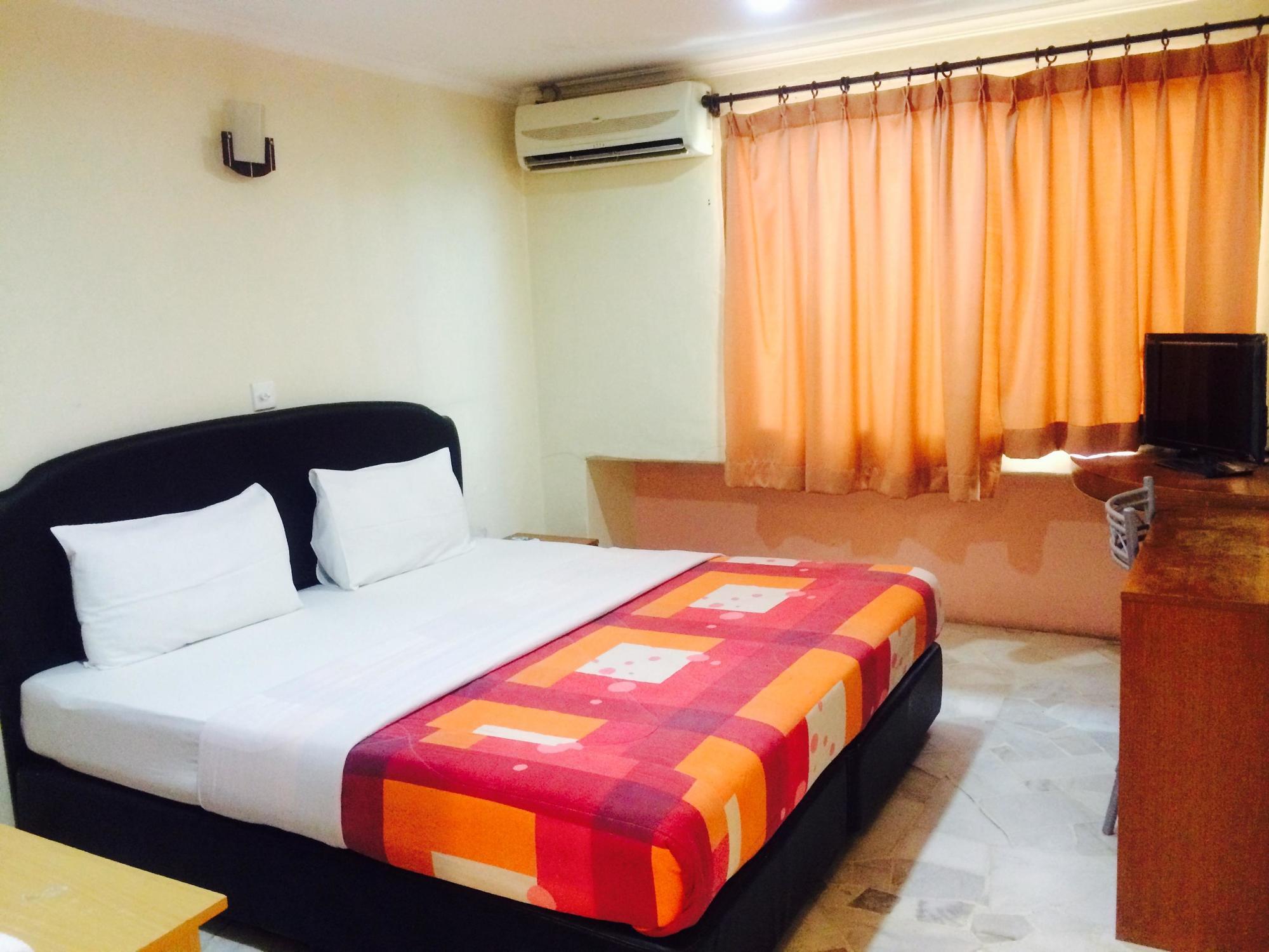 City Star Hotel Kulai Buitenkant foto